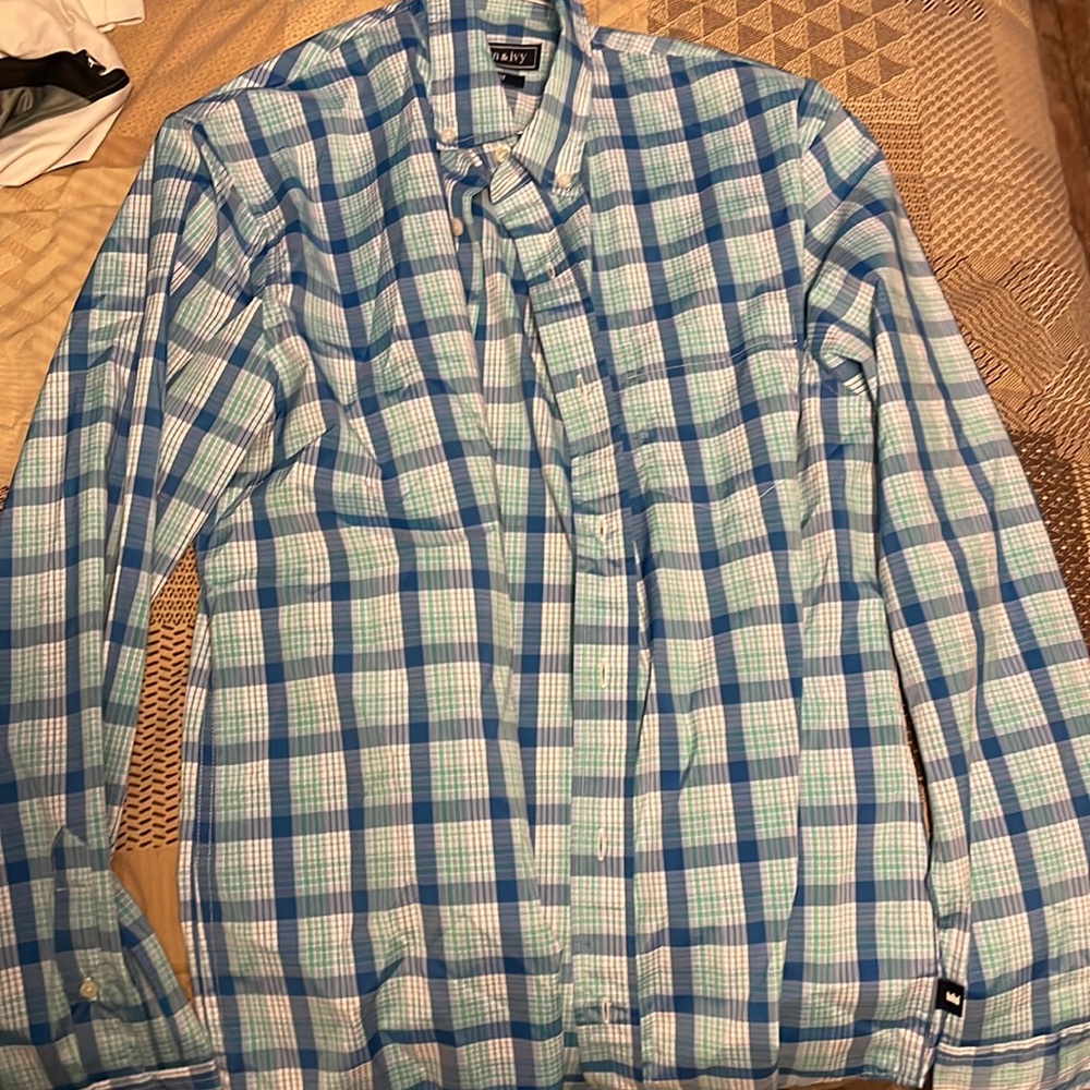 Medium blue Crown & Ivy button-up